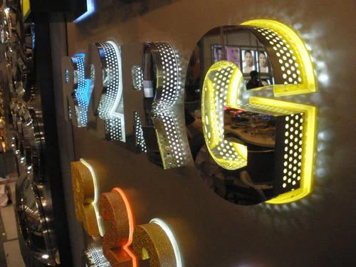 60MM 80mm Hand Bend Punching Brushed Color Coated Aluminum Strip Coil Strip For Luminous Word Channel Letter Sign application 1