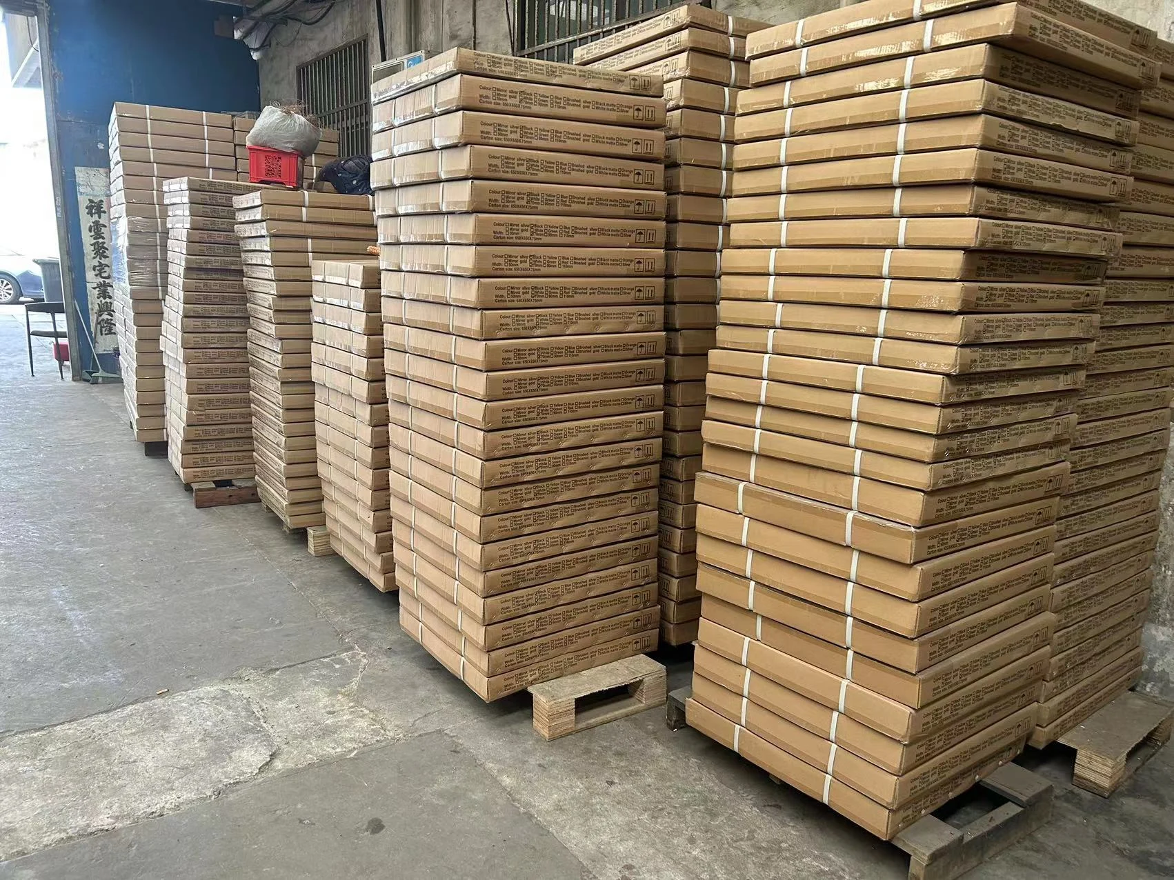 Bend By Machine Aluminium Trim Profiles LED Signage Aluminium Edging Profile