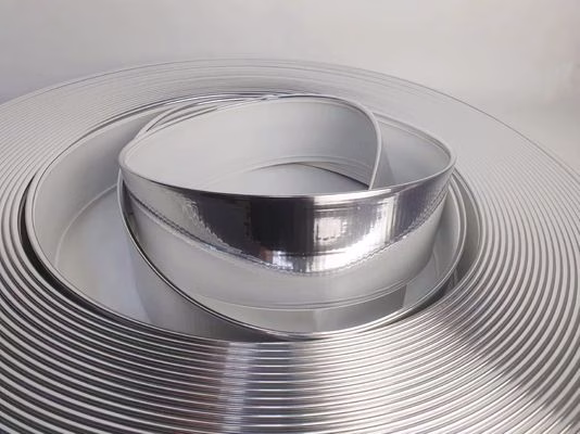 Custom Aluminum Trim Cap Coil Hand Bending Brushed Gold Silver Hardness 68MM-93MM